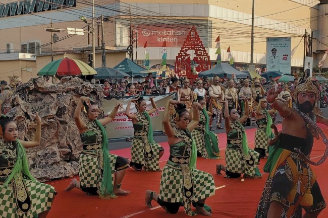 KEBONARUM MEMUKAU DALAM KIRAB BUDAYA KLATEN 2024