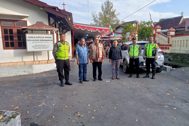 Sinergi Forkopimcam Kebonarum Kawal Keamanan dan Kelancaran Ibadah Paskah