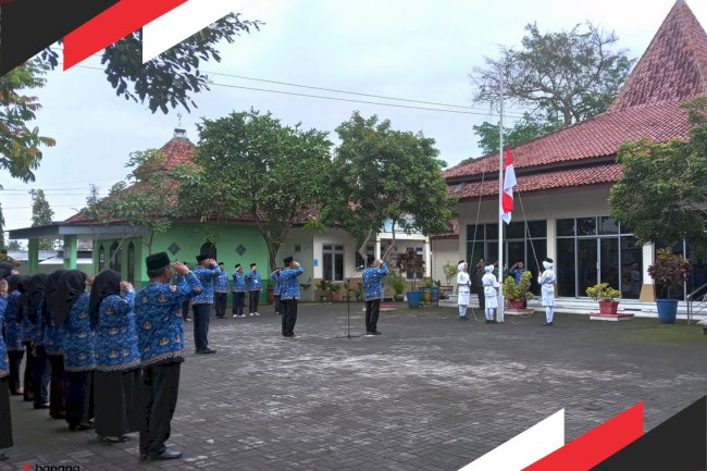 Upacara Peringatan Hari Kebangkitan Nasional ke-117 Digelar Khidmat di Halaman Kecamatan Kebonarum