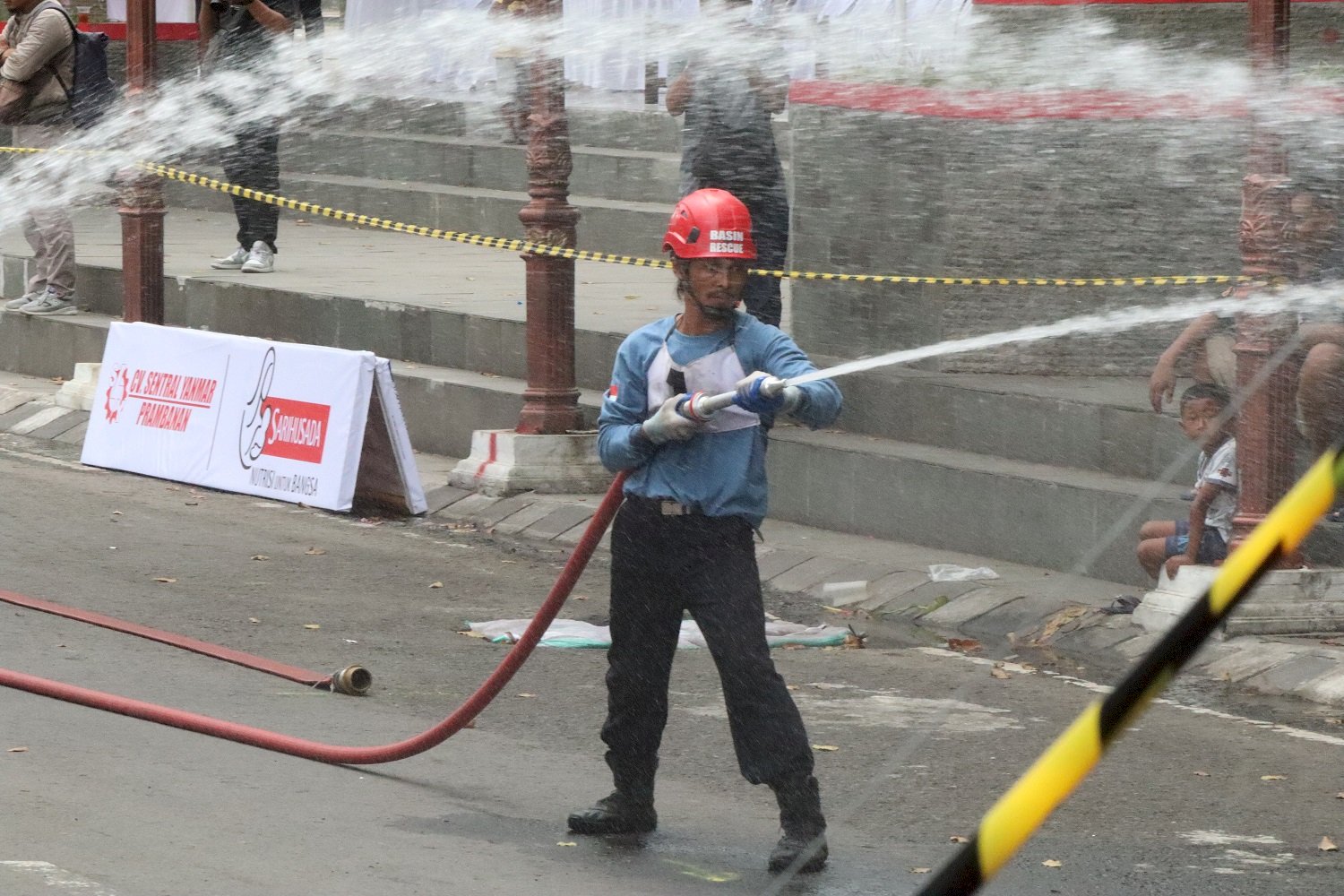 Tim REBORN Kebonarum Raih Juara 1 di Lomba Fire Safety Challenge Klaten 2025
